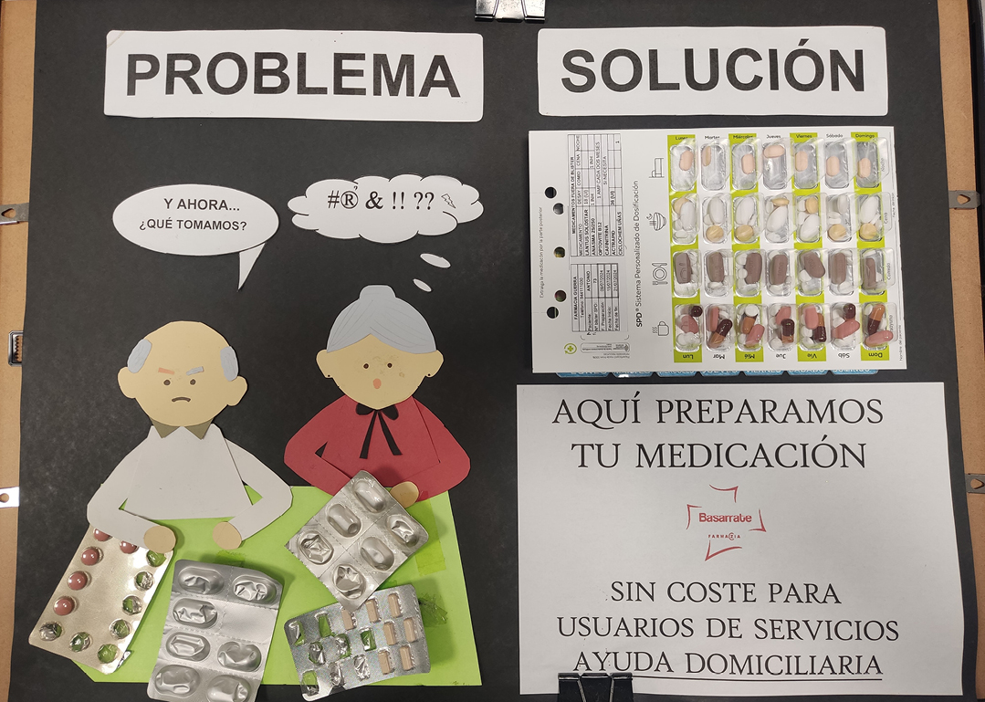 FarmacéuJcos en Farmacia M. L. Guerra promocionando el Sistema Personalizado de Dosificación (SPD) a sus pacientes.